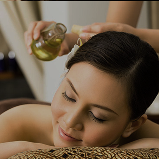 MASSAGGIO AYURVEDICO